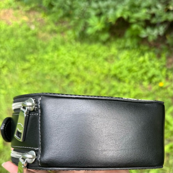 Coach Heart Crossbody Bag With Bow Print - Picture 7 of 14